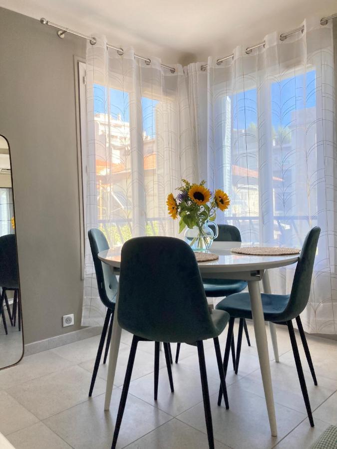 Nice West Cosy Flat Balcony, Near Airport, Train, Beach, Public Transport, Supermarket, Comfortable And Well Equipped Apartment Exterior foto
