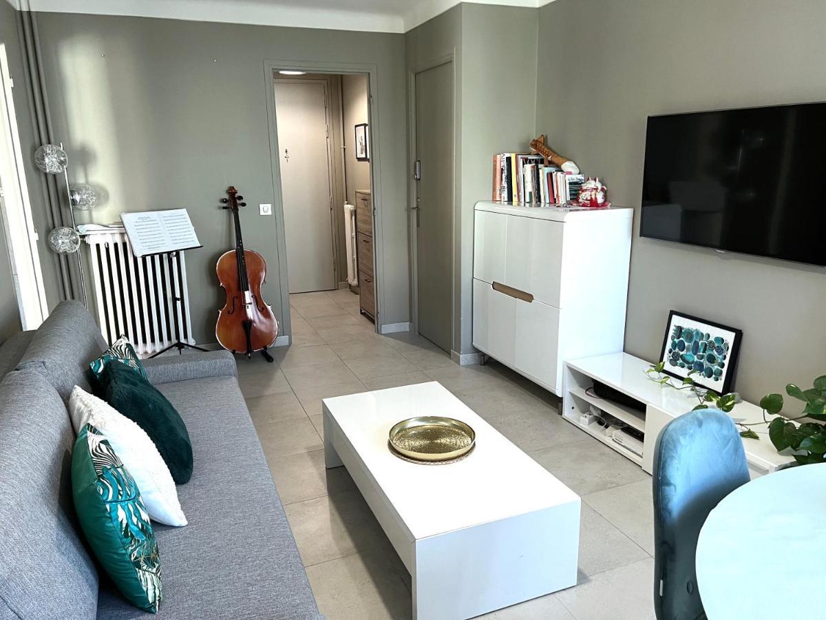 Nice West Cosy Flat Balcony, Near Airport, Train, Beach, Public Transport, Supermarket, Comfortable And Well Equipped Apartment Exterior foto